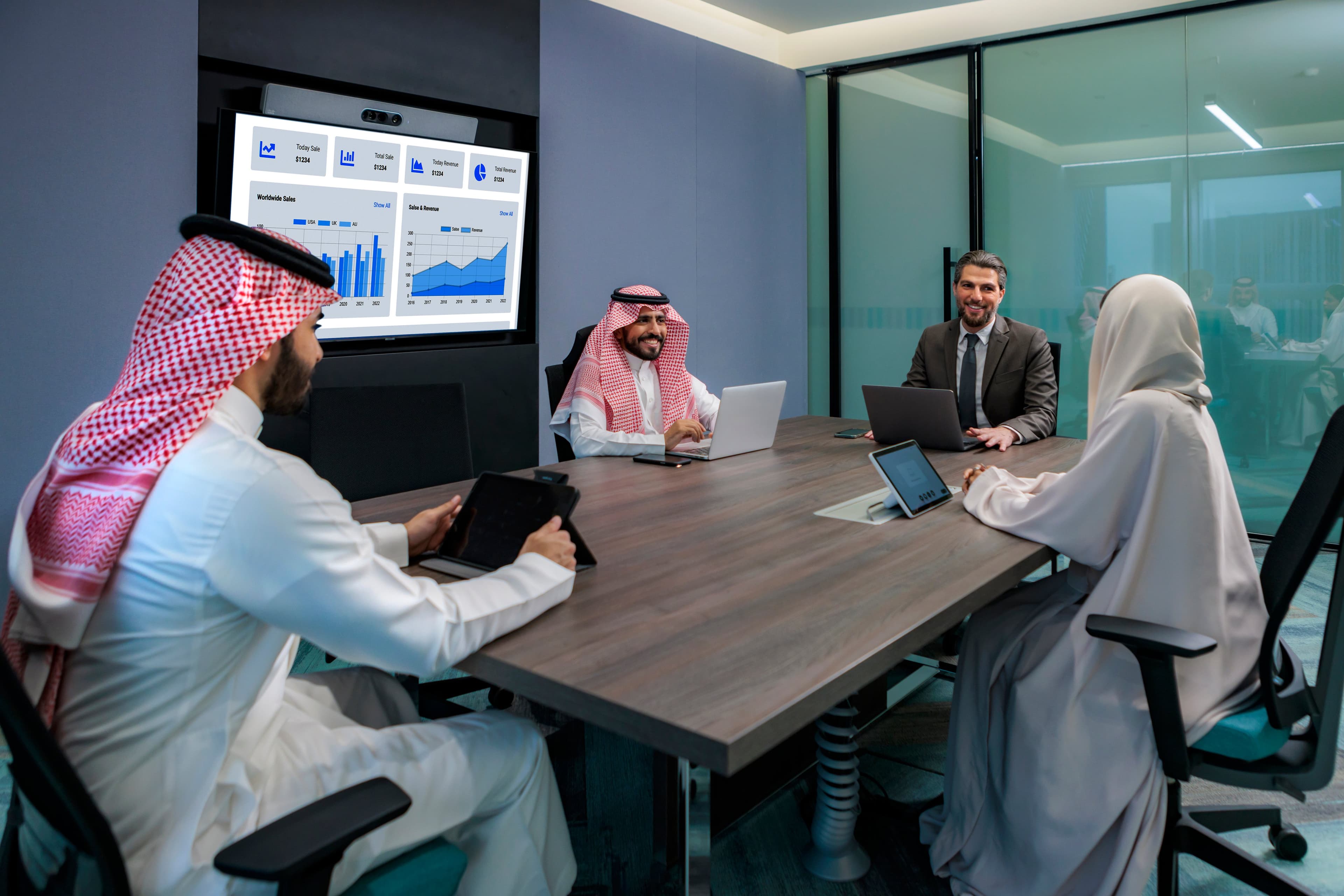 الالتزام بالمعايير والممارسات الأخلاقية